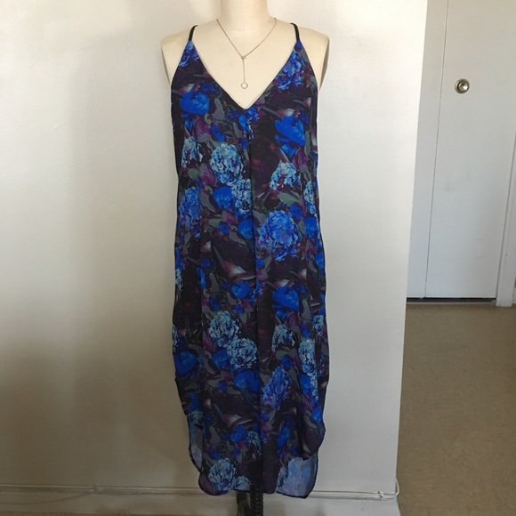 Eight Sixty Dresses & Skirts - Eight Sixty Maxi Dress
